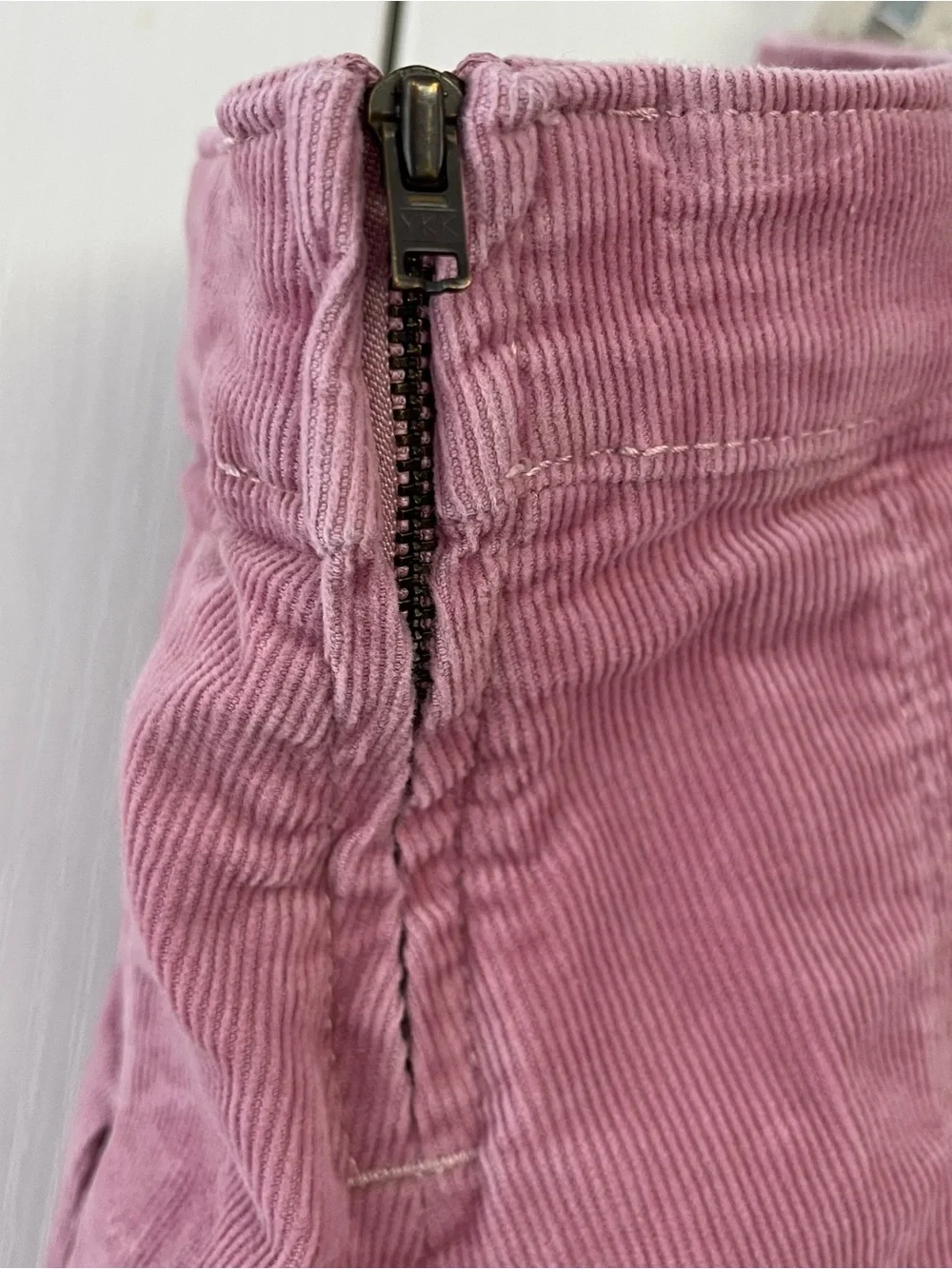 Gap Kids Size 6-7 Pleated Pink Cordoury Skirt Side Zip Cotton blend